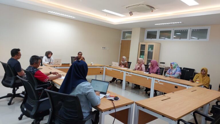 Persiapan Akreditasi, Perpustakaan Evaluasi Seluruh Layanan