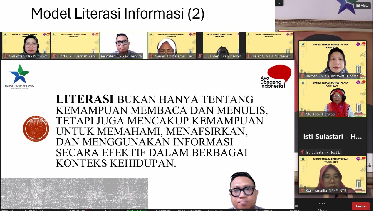 Pustakawan Belajar Literasi dan Dongeng