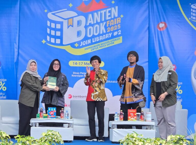 Perpustakaan Untirta Serahkan 155 Judul Buku ke Perpustakaan Provinsi Banten sebagai Bagian Kewajiban Serah Simpan